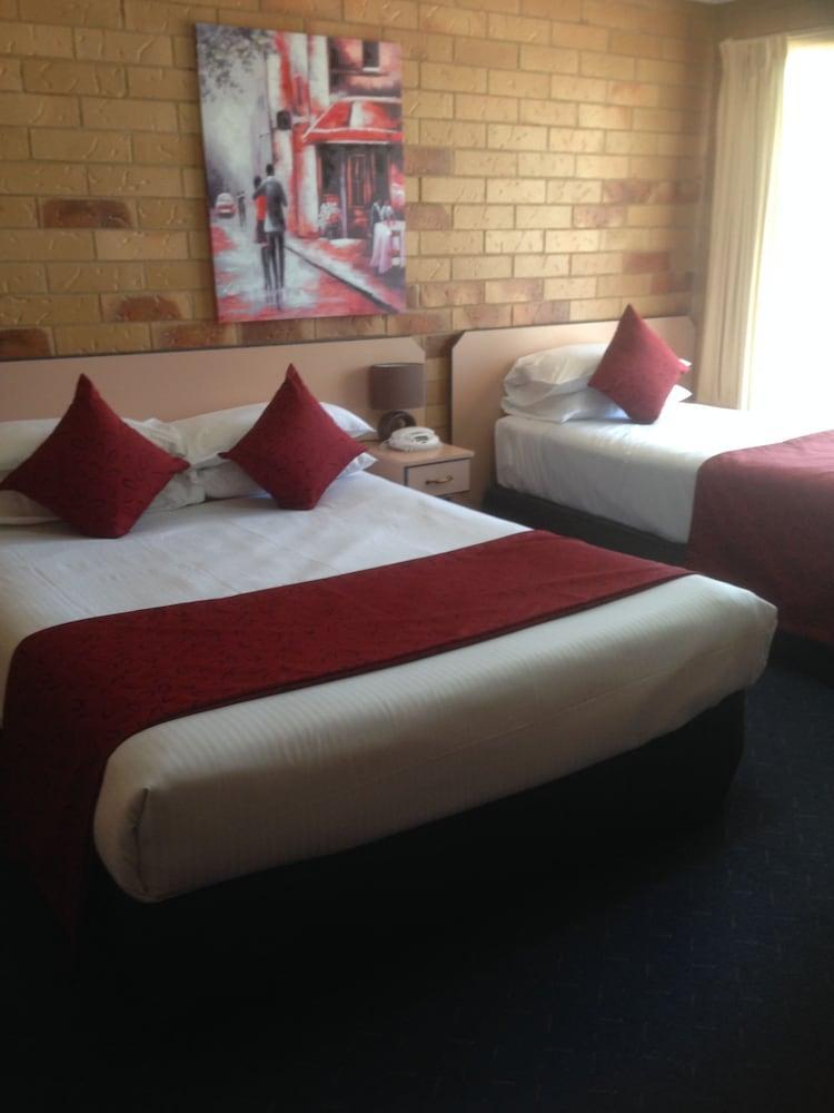 North Parkes Motel Dış mekan fotoğraf