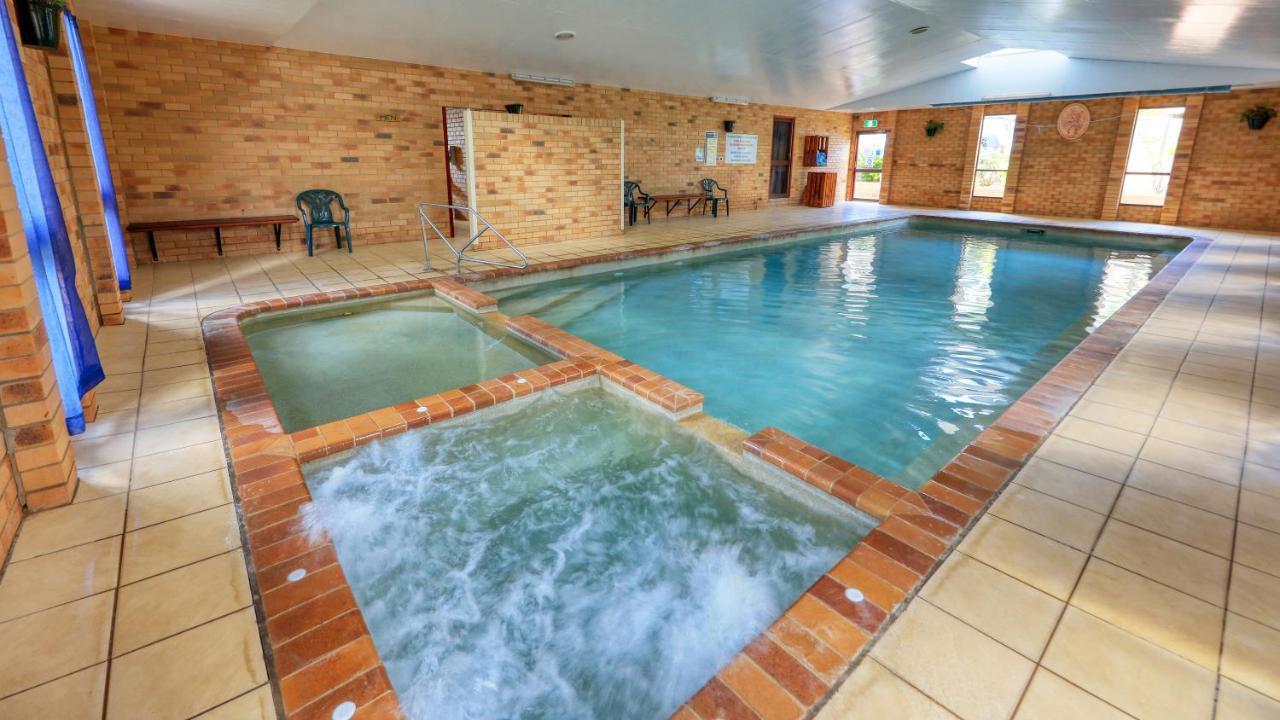 North Parkes Motel Dış mekan fotoğraf