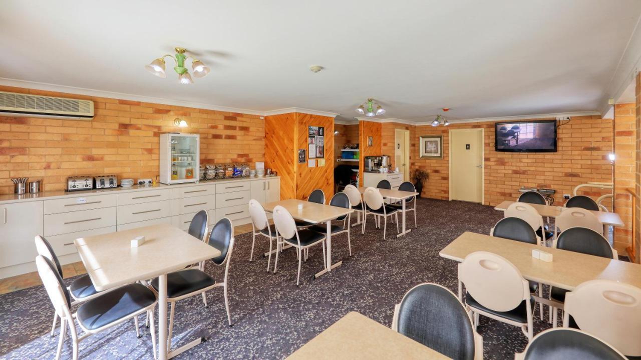 North Parkes Motel Dış mekan fotoğraf