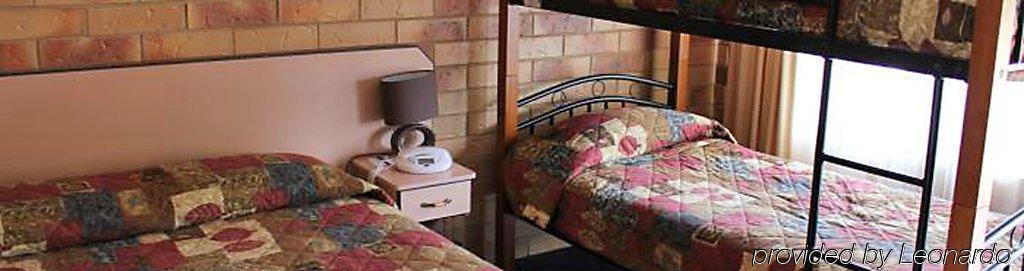 North Parkes Motel Dış mekan fotoğraf