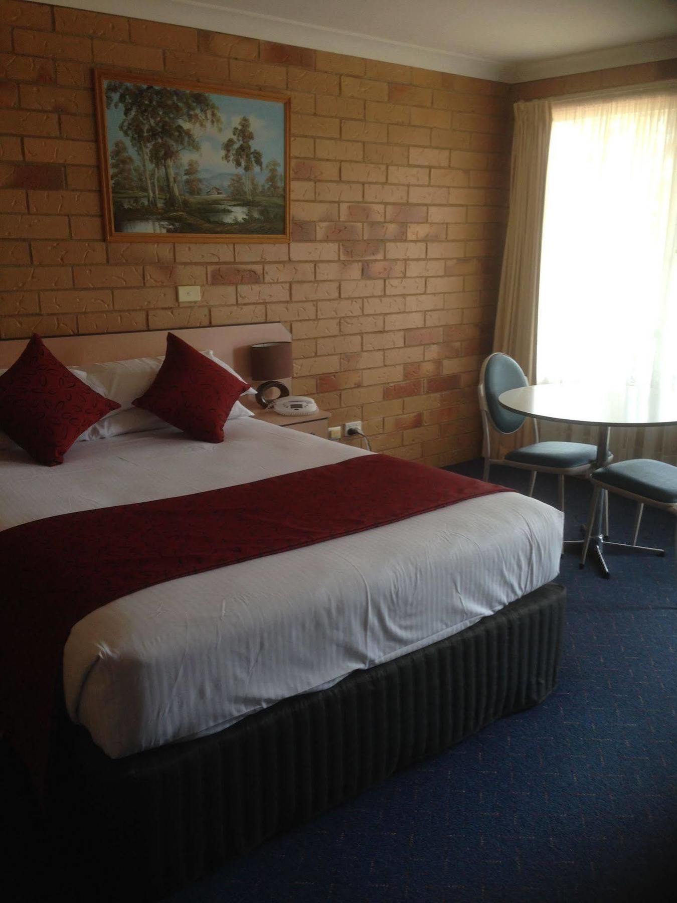 North Parkes Motel Dış mekan fotoğraf